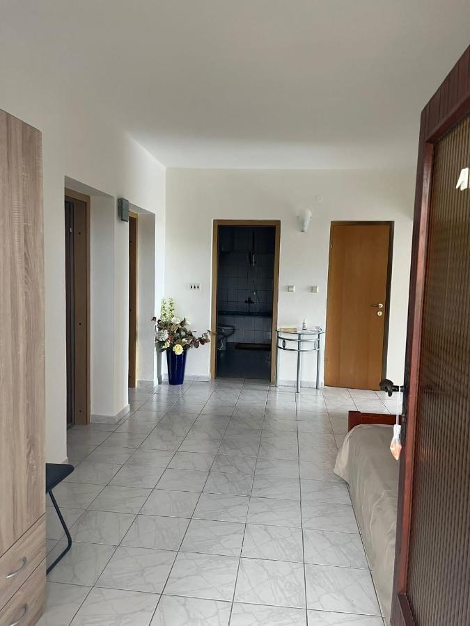 Apartments Lili Senj  Zewnętrze zdjęcie