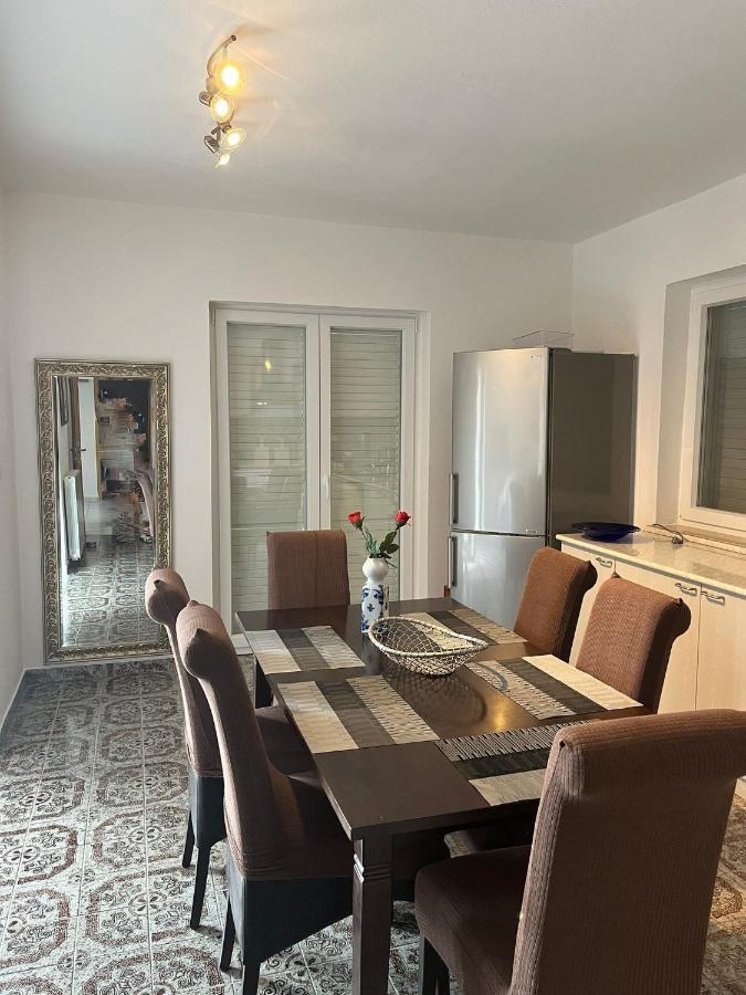 Apartments Lili Senj  Zewnętrze zdjęcie